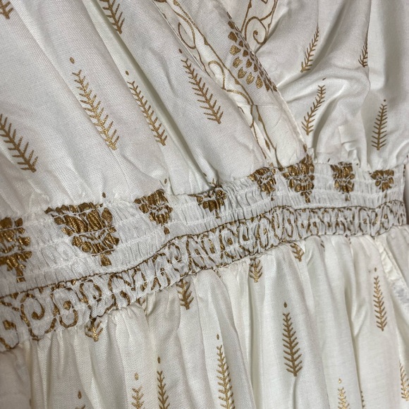 Brand New! Lapogee  Printed Cream and Gold Summer Dress with Pockets. Size SP - Picture 5 of 9